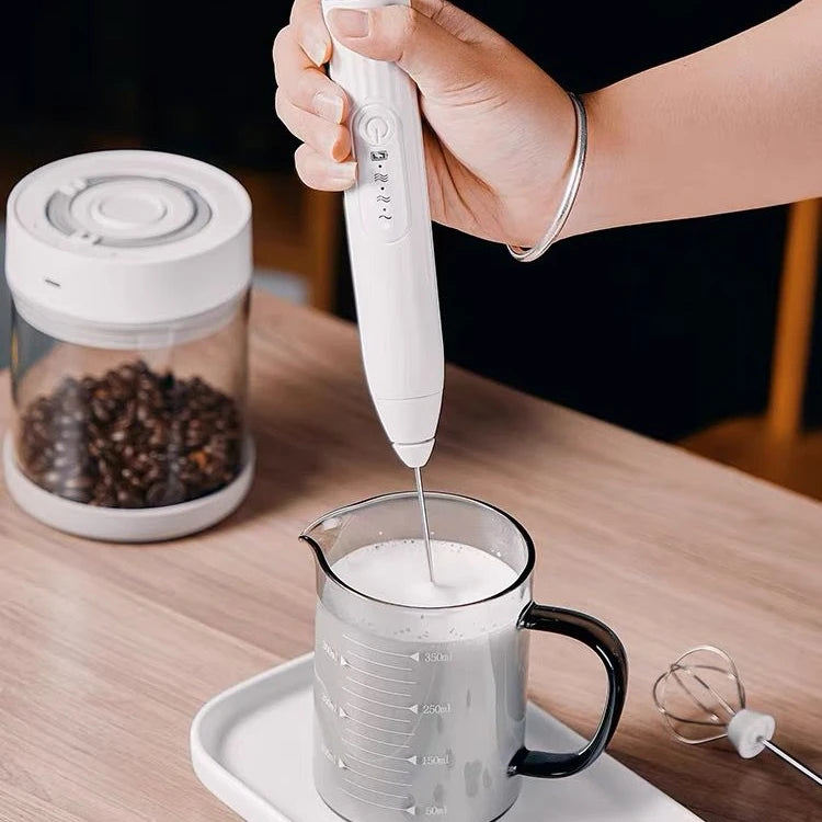 Batedor Misturador Mixer Elétrico para Bebidas Leite Café Clara de Ovos 2 EM 1 - 1A